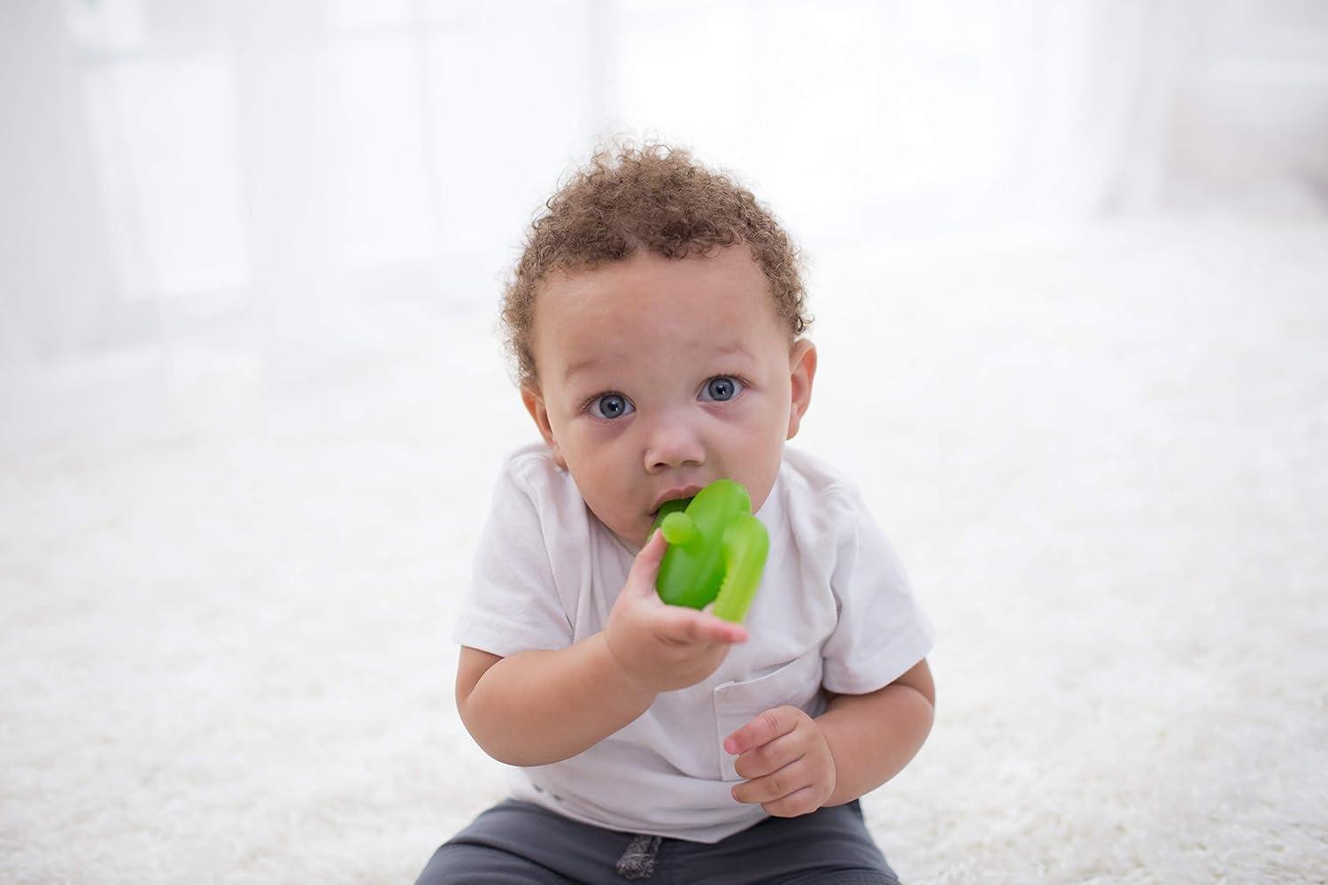 image:imageDr Browns Ridgees Giraffe Massaging Baby Teether Designed by a Pediatric Dentist BPA Free 3mNawgum 3in1