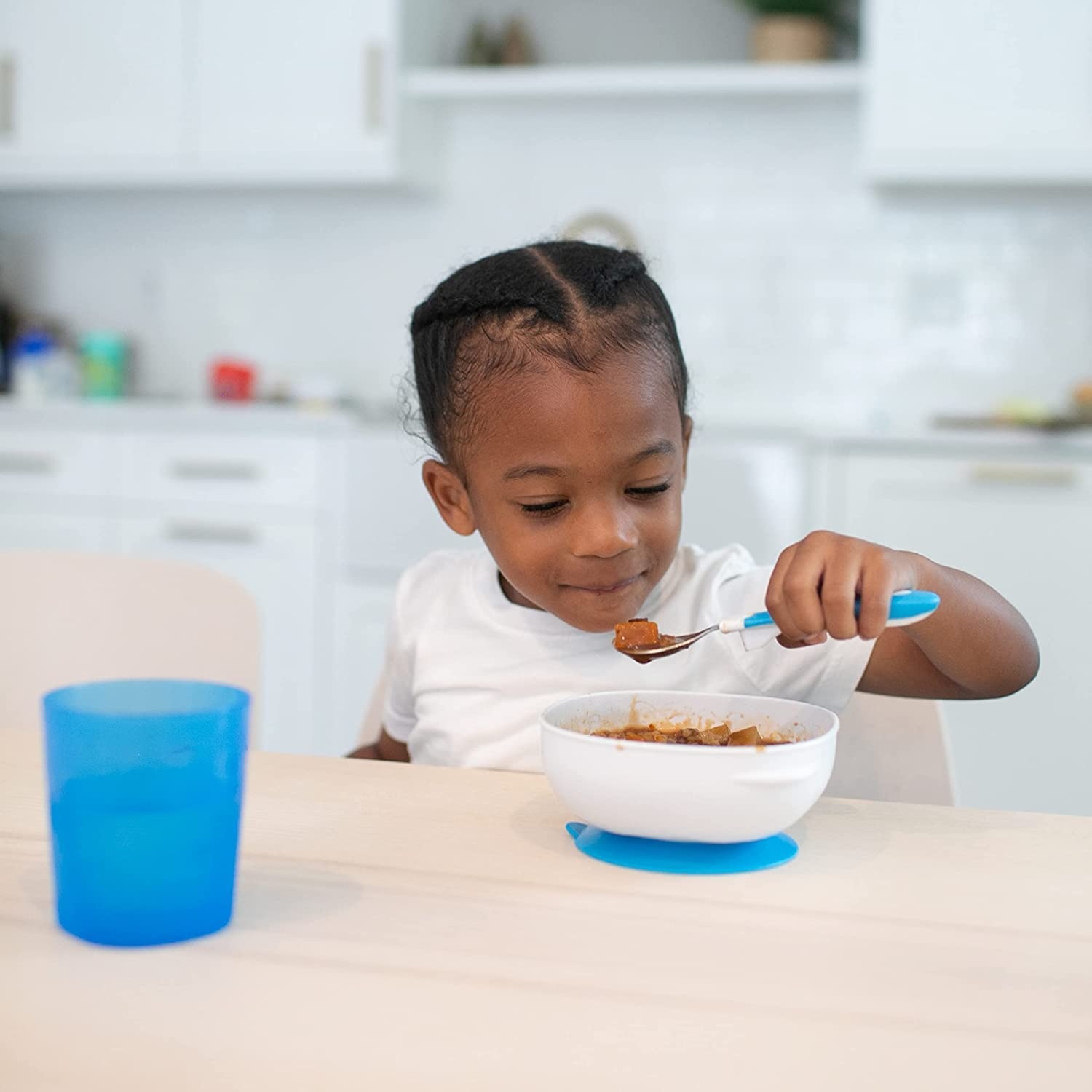 image:imageDr Browns NoSlip Strong Suction Bowls for Babies and Toddlers Baby Led Feeding 2Pack BPA Free 4mWhite Blue