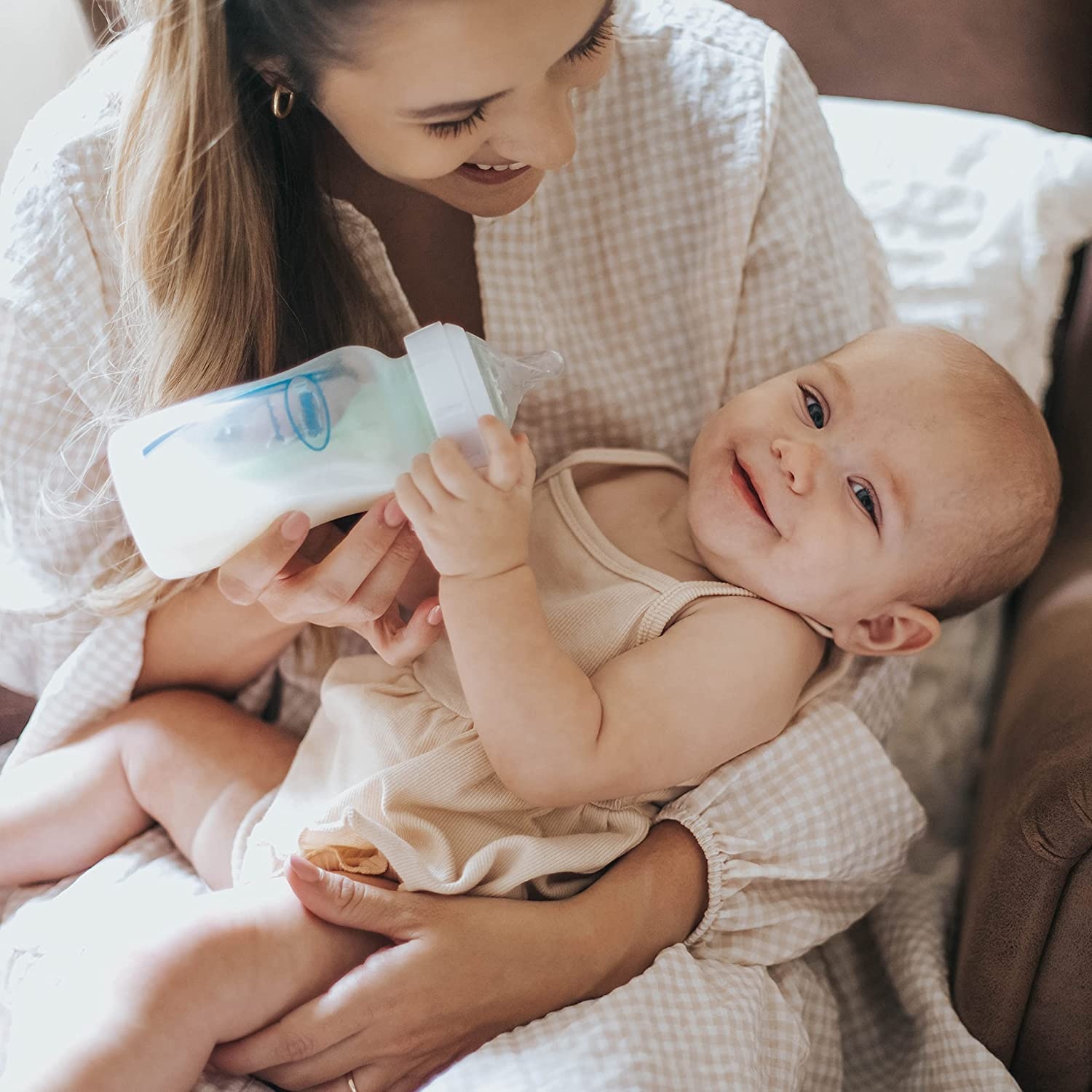 image:imageDr Browns Natural Flow AntiColic Options WideNeck Baby Bottle 5 oz150 mL Level 1 Nipple 4Pack 0m with 6Pack Level 2 Nipples9 oz 4 Pack with 6 Pack Level 2 Nipples