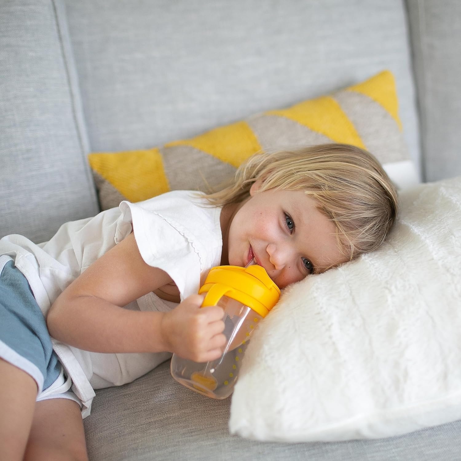 image:imageDr Browns Milestones Babys First Straw Cup Training Cup with Weighted Straw 9oz270mL Dark BlueVintage Yellow BPA Free 6m 2 PackVintage Yellow 1Pack