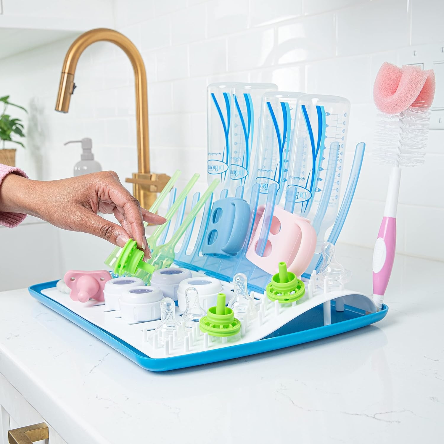 image:imageDr Browns Reusable Sponge Baby Bottle Cleaning Brush with Suction Cup Stand Scrubber and Nipple Cleaner Pink 1PackBlue Bottle Brush Drying Rack